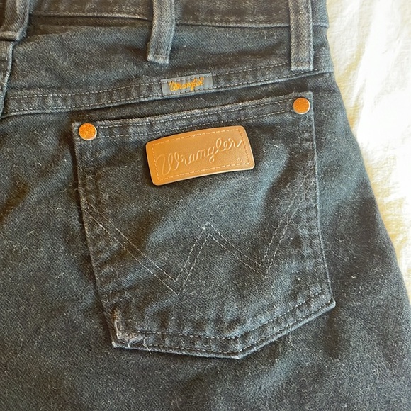 Wrangler - Picture 4 of 7